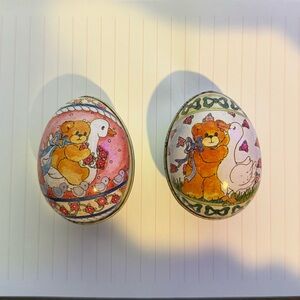 2 Lucy Rigg Enesco Metal Tin Easter Eggs 1987 Vintage